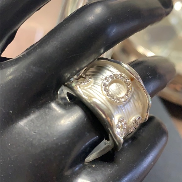 Beautiful silver tone ring from Zara - Picture 2 of 6